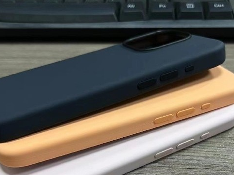 漳浦苹果14维修站分享iPhone14手机壳能直接给iPhone15用吗?